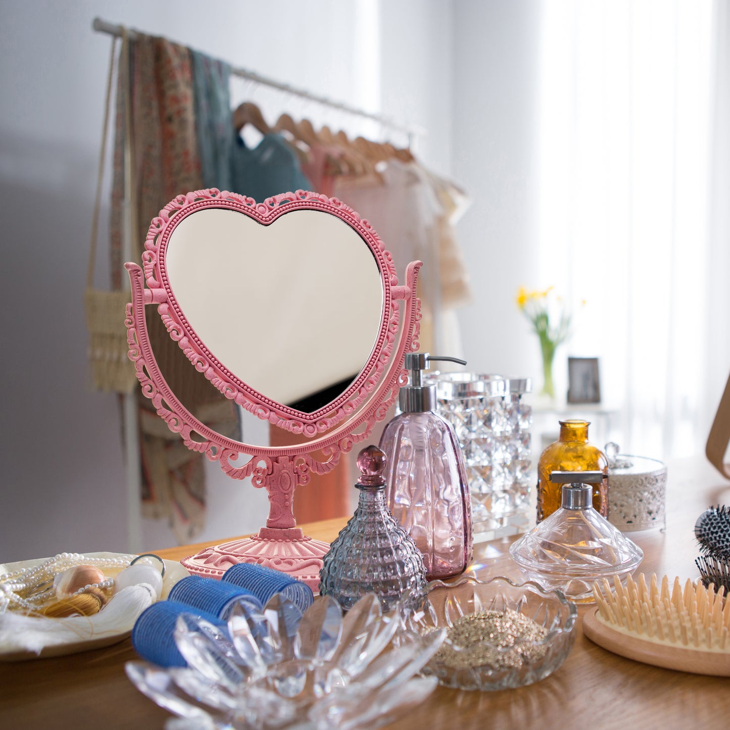 RECEESOON Pink Heart Mirror Double Sides, Vintage Makeup Mirror, Vintage Vanity Desk Decor, Danish Pastel Aesthetic Room Décor